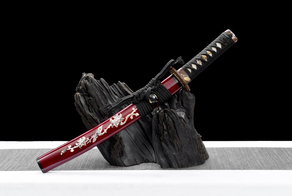 Tanto Tsuru (短刀鶴)